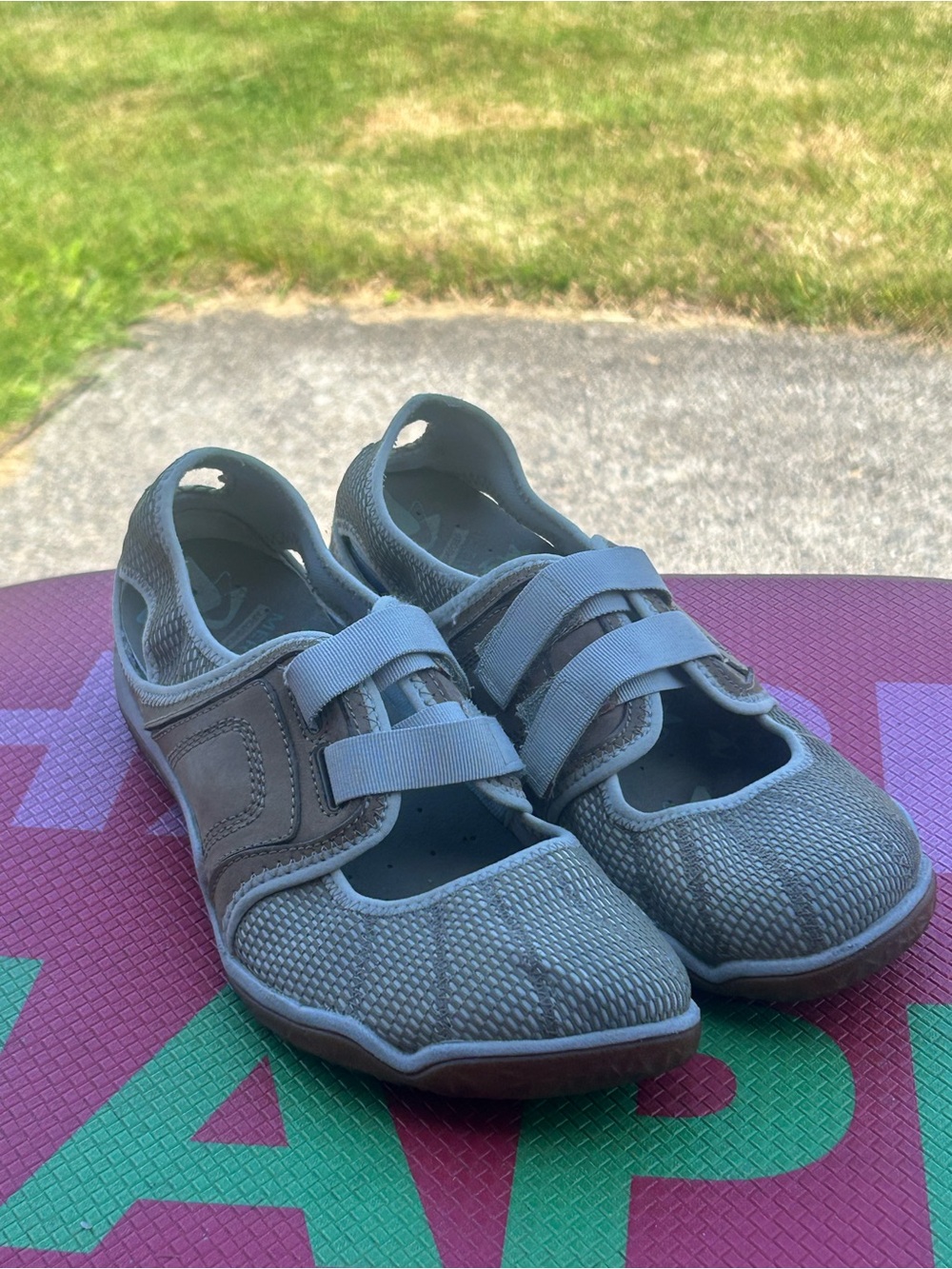 Merrell Siren Marianne Women’s Walking Hiking Trail Mary Jane volcro Shoes Sz 10
